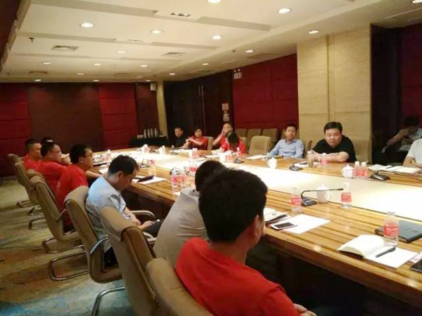 鑫迪木门市场运营决策委员会（鑫笃会）第一届二次会议圆满落幕
