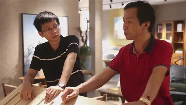 《致匠心》全网公映，专属家具人的纪录片