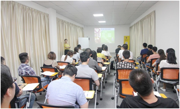 记安丰居家居6S管理体系宣讲会 记安丰居家居6S管理体系宣讲会