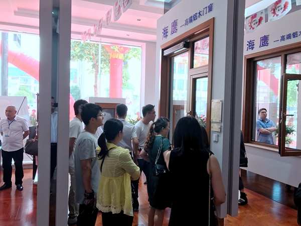 万众瞩目——海鹰门窗杭州运营中心隆重开业 万众瞩目——海鹰门窗杭州运营中心隆重开业