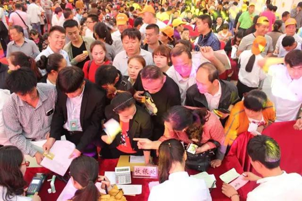 鑫迪木门：抢银行不如抢工厂，这笔买卖划得来！