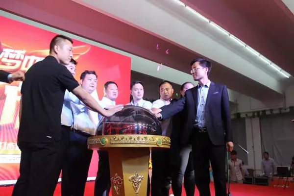 鑫迪木门：抢银行不如抢工厂，这笔买卖划得来！