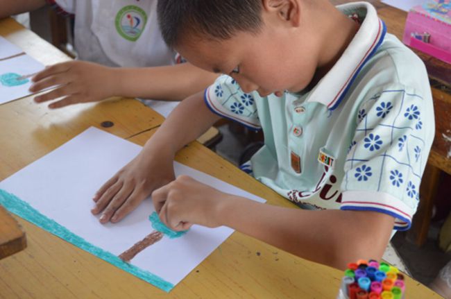 诺动计划：石家庄欧神诺为孩子送关爱，走进大通希望小学