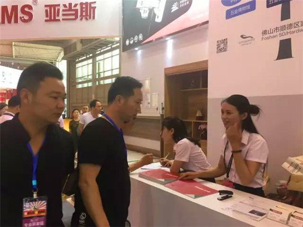 携手共赢——广东亚当斯华丽绽放第18届成都家具展