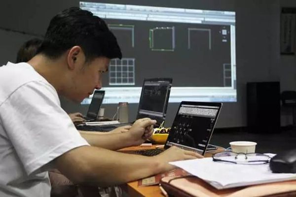 轩尼斯门窗第二期设计培训圆满结束 轩尼斯门窗第二期设计培训圆满结束