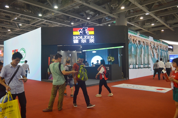 T型门优势明显，霍尔茨进军南方市场