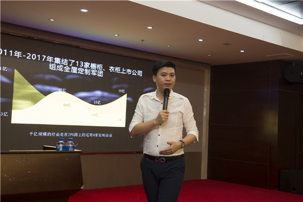 澳威：顺势而为，以18年的专注酿制一壶定制醇酒