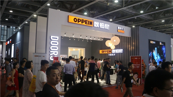 广州建博会完满收官，欧铂尼木门秀设计 • 耀领航！