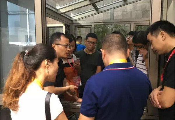 罗兰西尼建博会开幕大放异彩