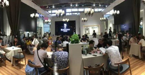 罗兰西尼建博会开幕大放异彩