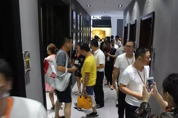 零距离对话空间艺术，尚品本色隆重亮相中国（广州）建博会