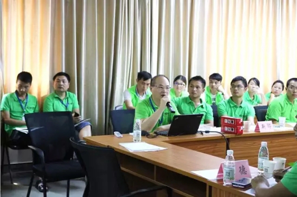 方麒门窗与经销商共谋发展大计—【方麒商学院】终端培训会议如火如荼进行中