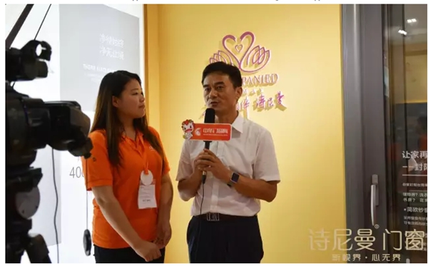 太震撼了！每个到诗尼曼门窗展馆的人都这么说...