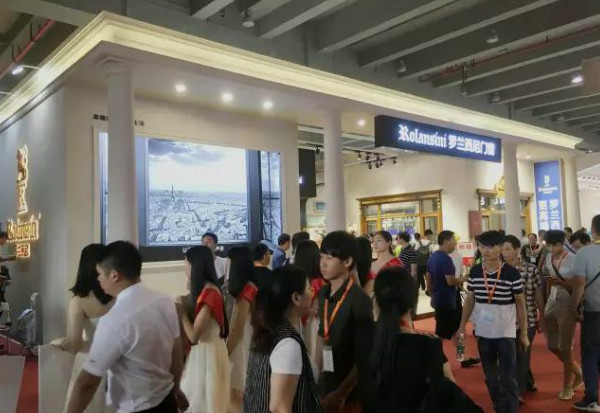 罗兰西尼建博会开幕大放异彩