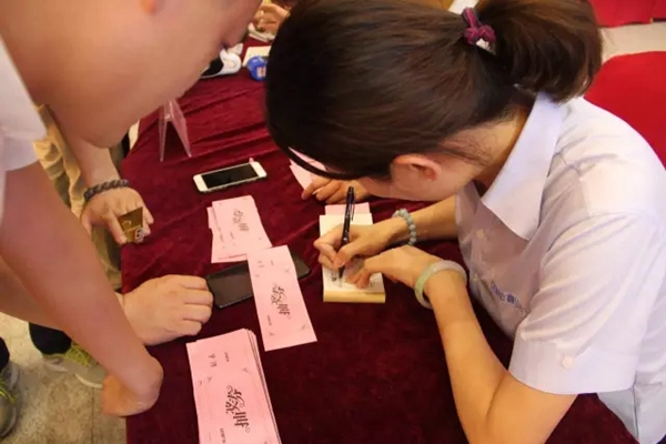 鑫迪木门魅力何在 吸引经销商纷纷加盟