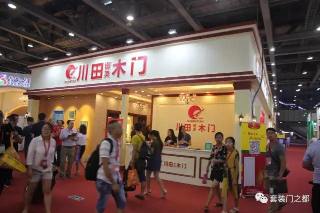 重庆木门“聚众”参加第十九届中国建博会 重庆木门“聚众”参加第十九届中国建博会