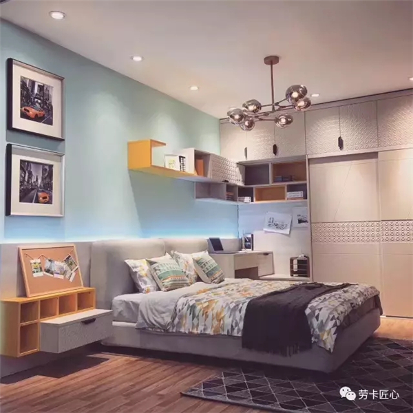 全屋定制看劳卡，进馆，犹如打开了全新世界！