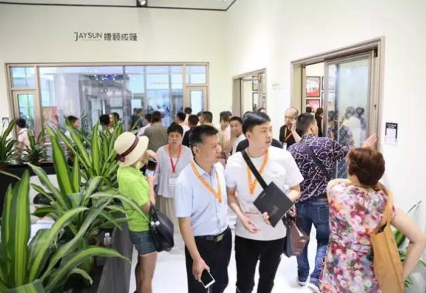2017建博会上的捷顺成隆 2017建博会上的捷顺成隆