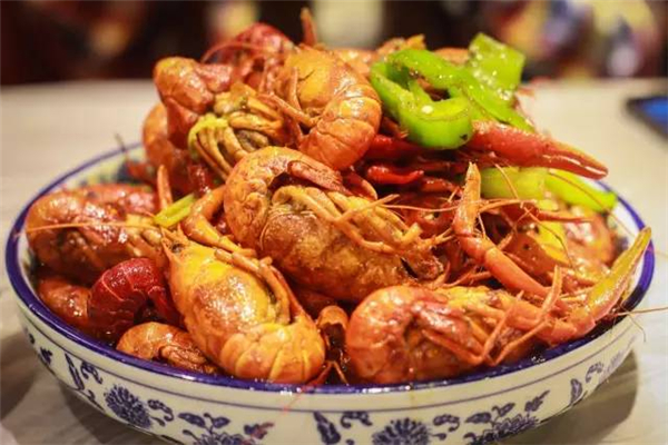 露美娜LUMINA深夜食堂——幸福就是有人为你递上热食 