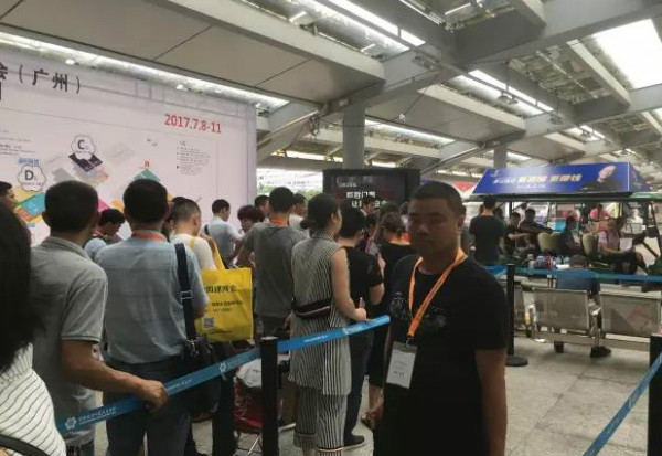 罗兰西尼建博会开幕大放异彩
