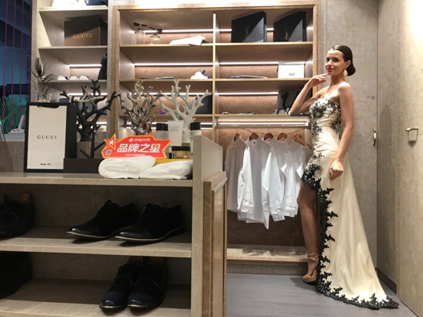 伊恋全屋定制携新品亮相中国建博会(广州)受热捧! 伊恋全屋定制携新品亮相中国建博会(广州)受热捧!