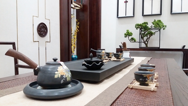 唐朝楼梯＆全屋实木定制谢清华：招商制定四无原则
