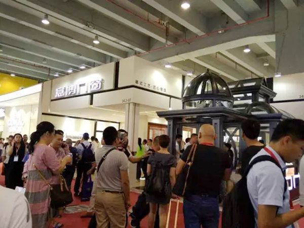 意博门窗销售总监黄涛:细分系统建设专业团队 技术创新研发优秀产品 意博门窗销售总监黄涛:细分系统建设专业团队 技术创新研发优秀产品