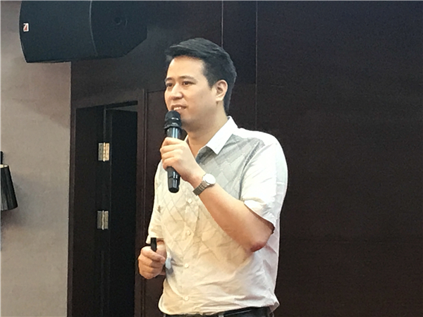 澳威：顺势而为，以18年的专注酿制一壶定制醇酒