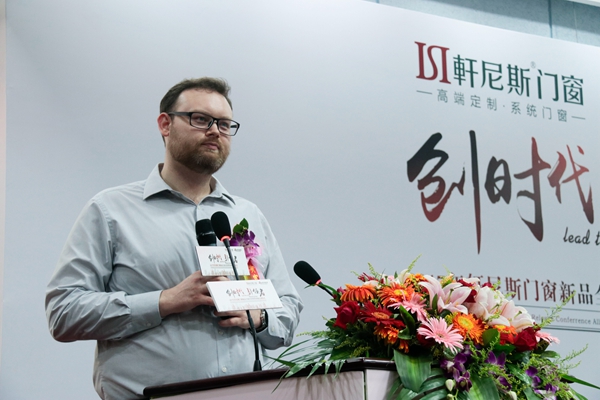 创时代·引领者：轩尼斯门窗2017广州建博会完美收官