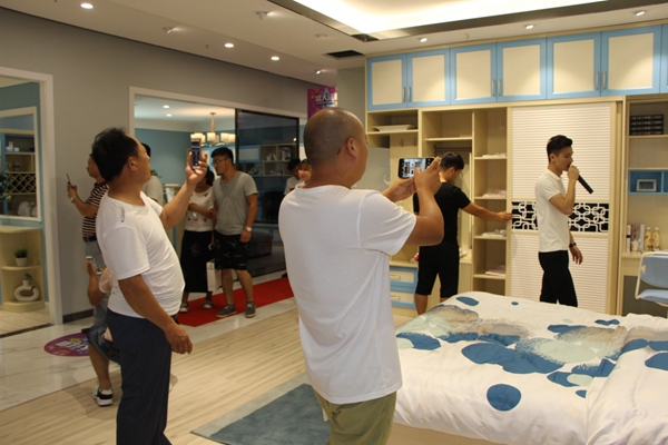 欧邦财富峰会再创佳绩！