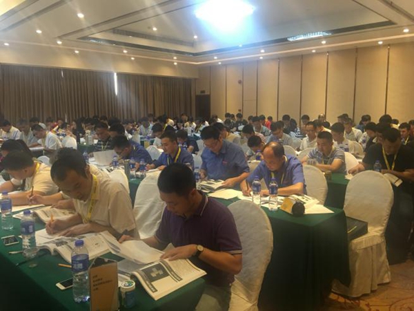 学无止境 2017全国建筑铝门窗技术培训班圆满结束