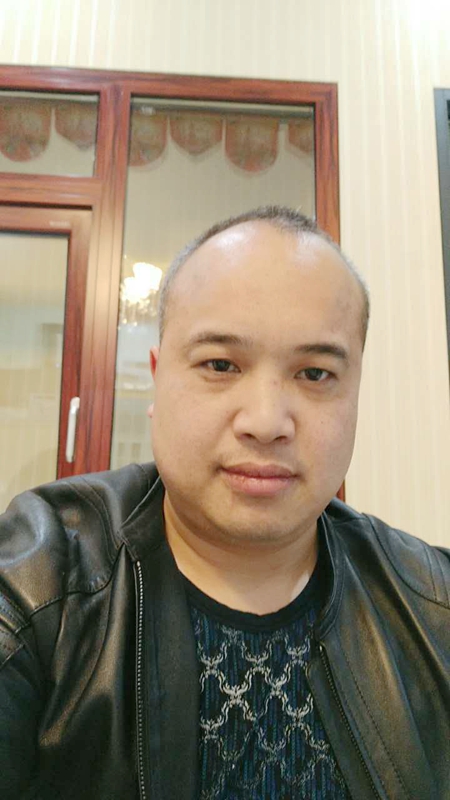 紫佳门窗刘勇:在实践中积累经验,以真诚服务客户 紫佳门窗刘勇:在实践中积累经验,以真诚服务客户