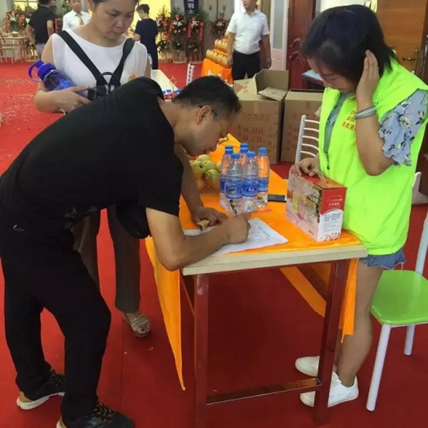 双羽木门西安500㎡旗舰店盛装开业 公司化运营开启专业化营销模式