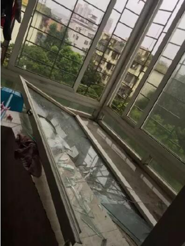 像“天鸽”这种破坏力的台风对窗户有什么要求