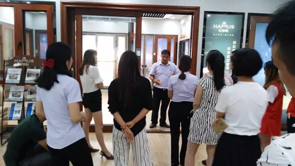 汉慕斯第一期导购培训沙龙完美收官 汉慕斯第一期导购培训沙龙完美收官