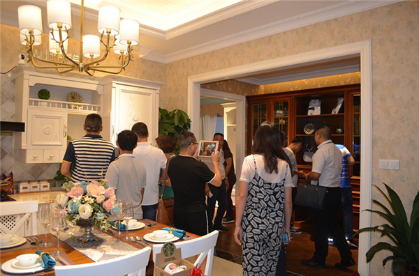 丽博橱柜|全屋定制8月招商会火爆签约 丽博橱柜|全屋定制8月招商会火爆签约