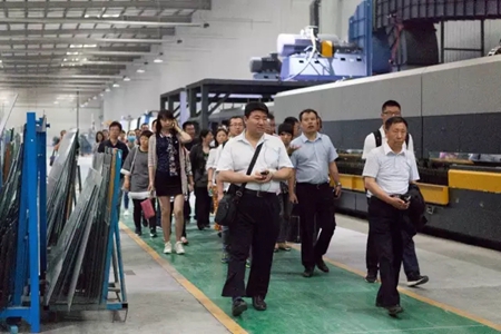 绿建委领导参观双城工厂 加码森鹰工业游