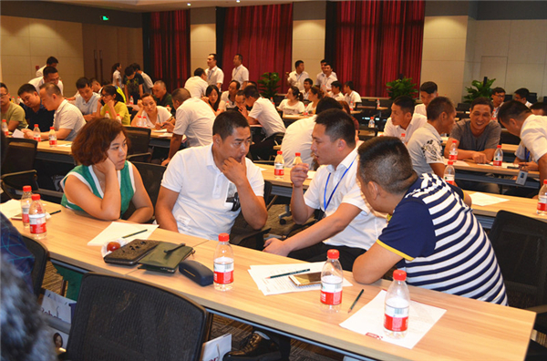丽博橱柜|全屋定制8月招商会火爆签约 丽博橱柜|全屋定制8月招商会火爆签约