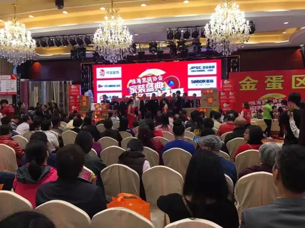 新标定制 明星人物|夫妻店进化论：善扬长避短，出人生事业