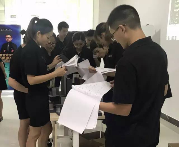 OEZER 第九期“雏鹰行动”精英导购训练营圆满结束