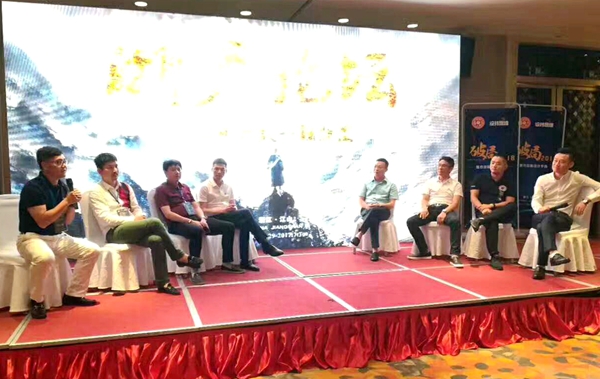 喜盈门:紧跟消费升级,打造整木定制家居“一站式”解决方案 ——喜盈门董事长沈建忠在中国(江山)门业、定制家居千人峰会做精彩分享 喜盈门:紧跟消费升级,打造整木定制家居“一站式”解决方案 ——喜盈门董事长沈建忠在中国(江山)门业、定制家居千人峰会做精彩分享