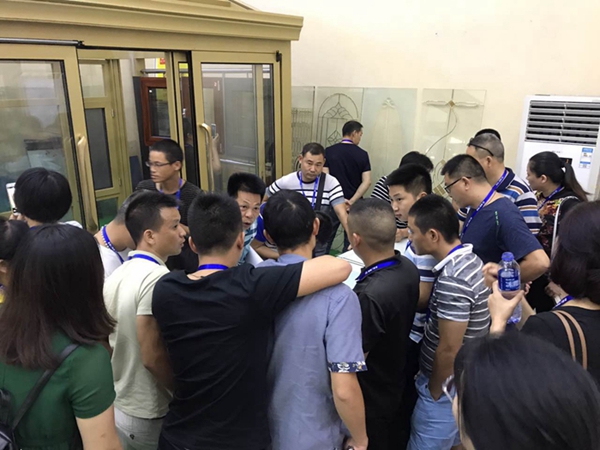 福临门世家恒温门窗玻璃刷新服务隆重上市 福临门世家恒温门窗玻璃刷新服务隆重上市