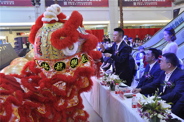 签约“完美女神”刘涛，展志天华品牌升级“欢乐颂”盛大开启!