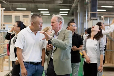 绿建委领导参观双城工厂 加码森鹰工业游