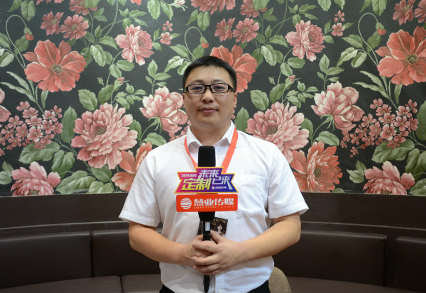 唇枪舌战，定制风云