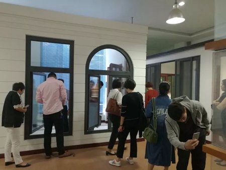 一场关于营销智慧的盛宴 研习会客商齐聚海鹰 一场关于营销智慧的盛宴 研习会客商齐聚海鹰