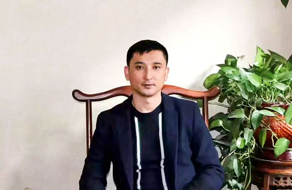 富奥斯门窗经销商张总经验分享:追求理想的产品与服务,提高整体经营的价值 富奥斯门窗经销商张总经验分享:追求理想的产品与服务,提高整体经营的价值