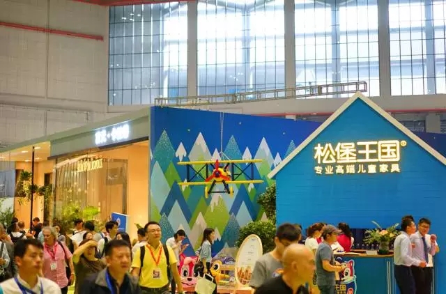 同赴盛典 | 万千宾客聚虹桥