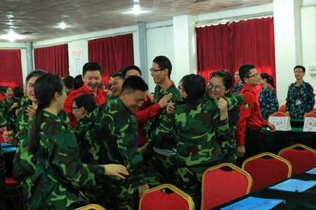 唐明汉第一期家居成长体验营：教会我们同频共振，合力共赢