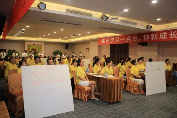 致尚门窗终端培训：把握行业的风口 飞得更远